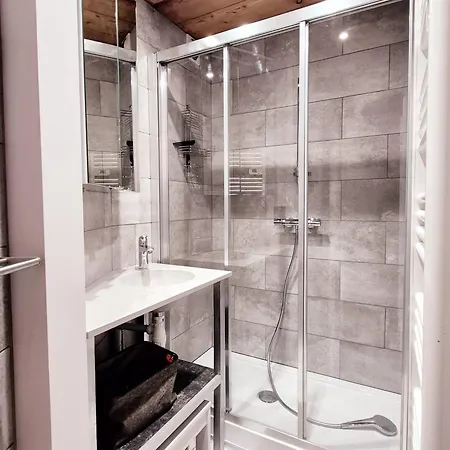 Ski-in A - 6 Pers. - Fr-1-755-41 Lägenhet