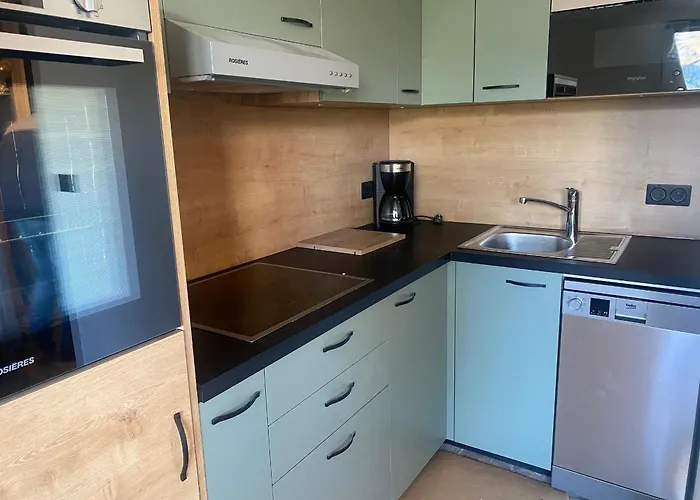 Ski-in A - 6 Pers. - Fr-1-755-41 Lägenhet La Plagne